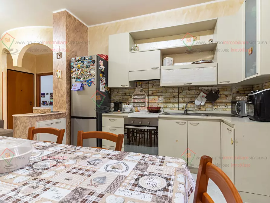 Immagine 14 di Trilocale in vendita  a Siracusa