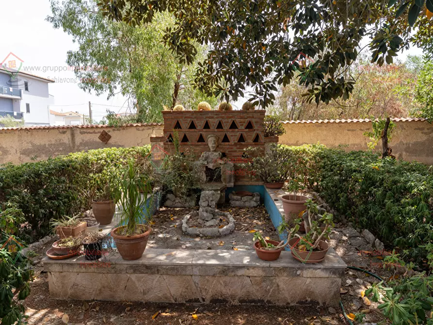 Immagine 40 di Villa in vendita  a Siracusa