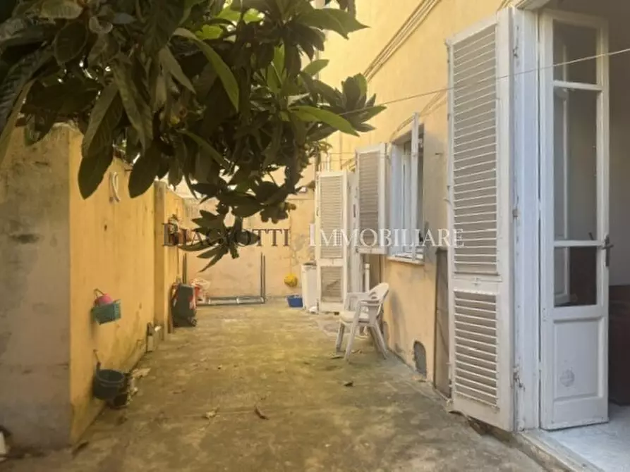 Immagine 33 di Quadrilocale in vendita  a Livorno