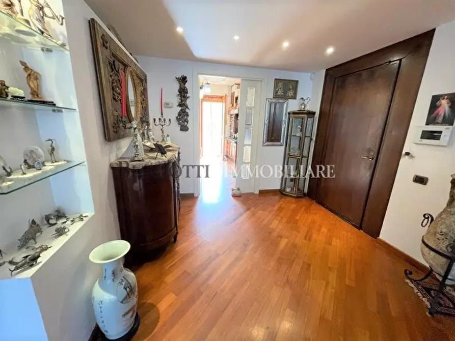 Immagine 38 di Casa semindipendente in vendita  a Livorno