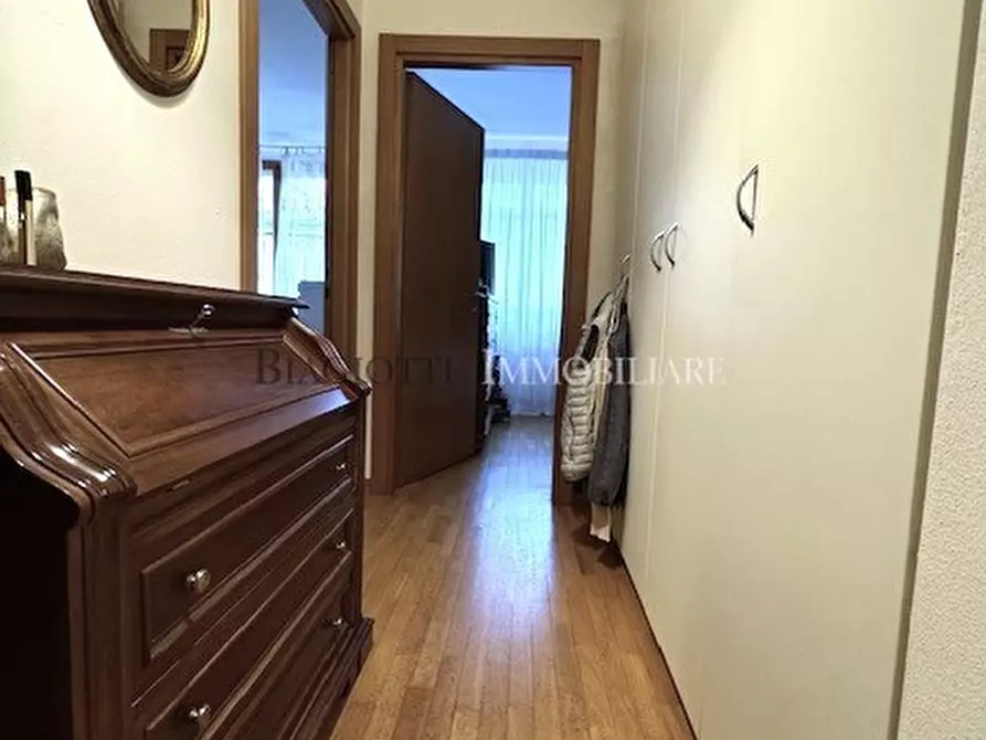 Immagine 15 di Trilocale in vendita  a Livorno