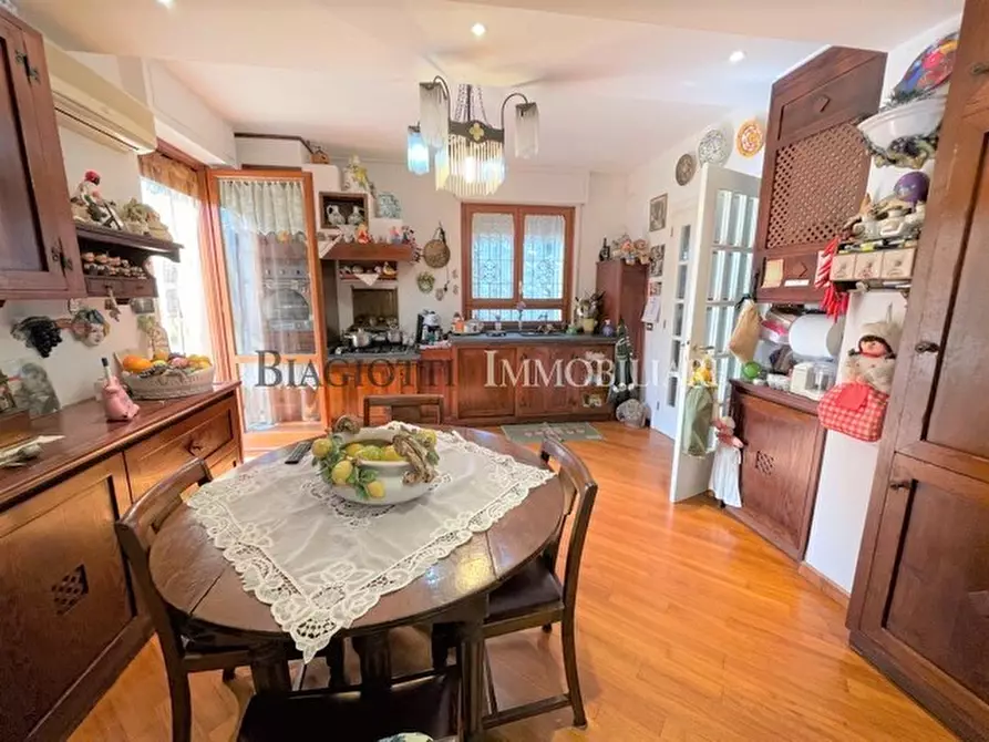Immagine 36 di Casa semindipendente in vendita  a Livorno
