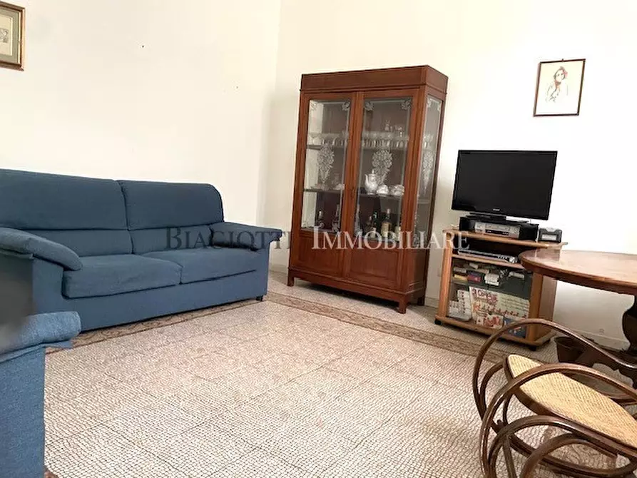 Immagine 15 di Casa semindipendente in vendita  a Livorno