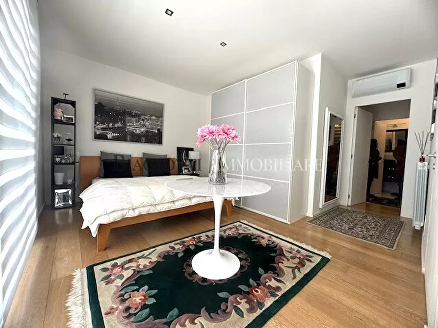 Immagine 19 di Appartamento in vendita  a Livorno