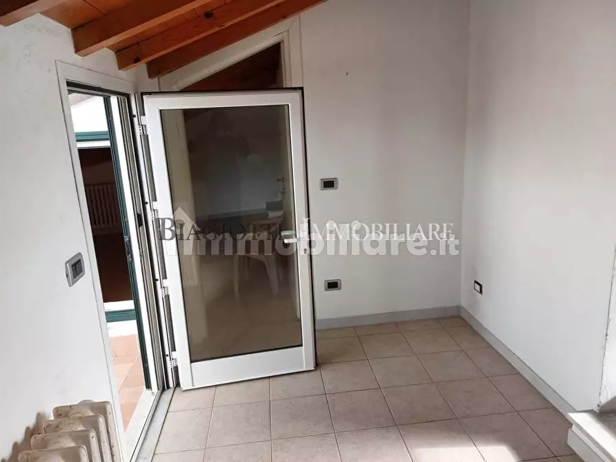 Immagine 75 di Casa semindipendente in vendita  a Livorno