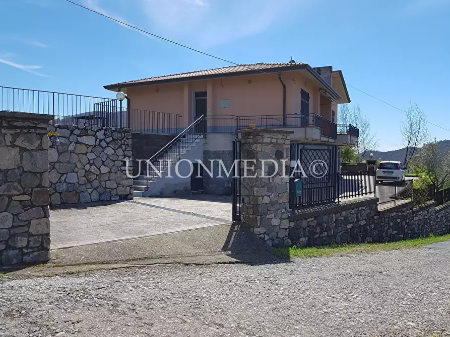 Immagine 15 di Casa semindipendente in vendita  in SP38 1 a Monterosso Al Mare