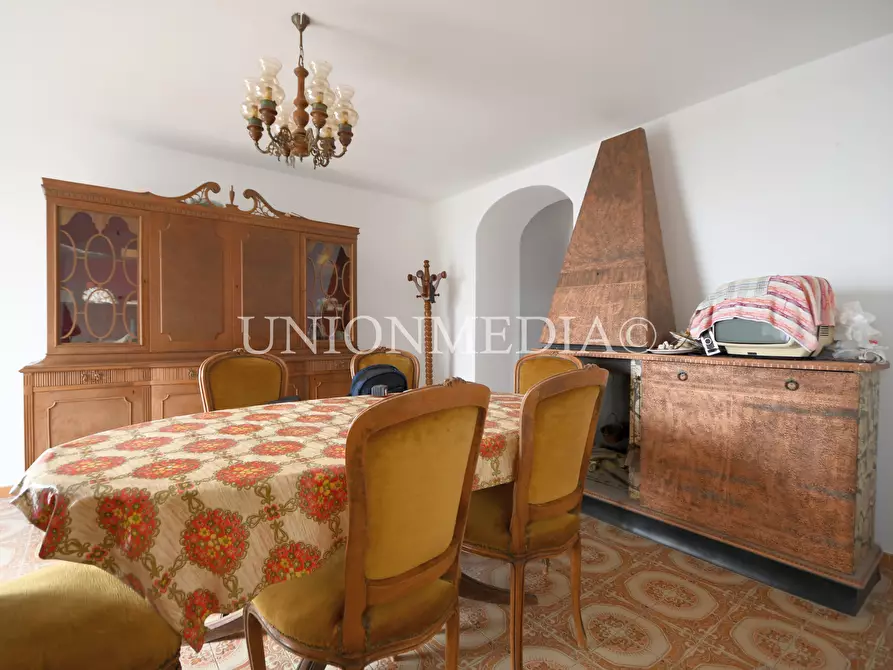 Immagine 4 di Appartamento in vendita  in tendola a Fosdinovo