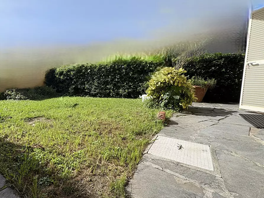 Immagine 1 di Casa semindipendente in vendita  in Via C. A. Fabbricotti a Ameglia