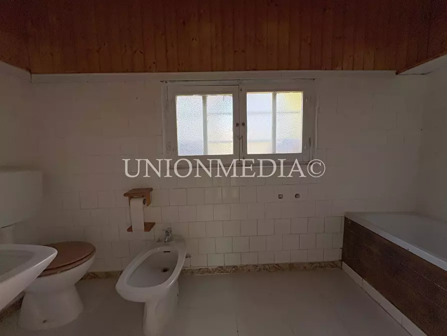 Immagine 30 di Casa semindipendente in vendita  in Viale Vittorio Alfieri 26 a Sarzana