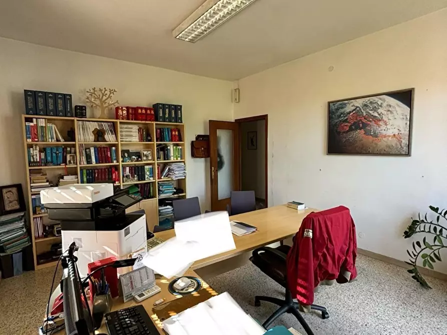 Immagine 9 di Appartamento in vendita  in viale XXI LUGLIO a Sarzana