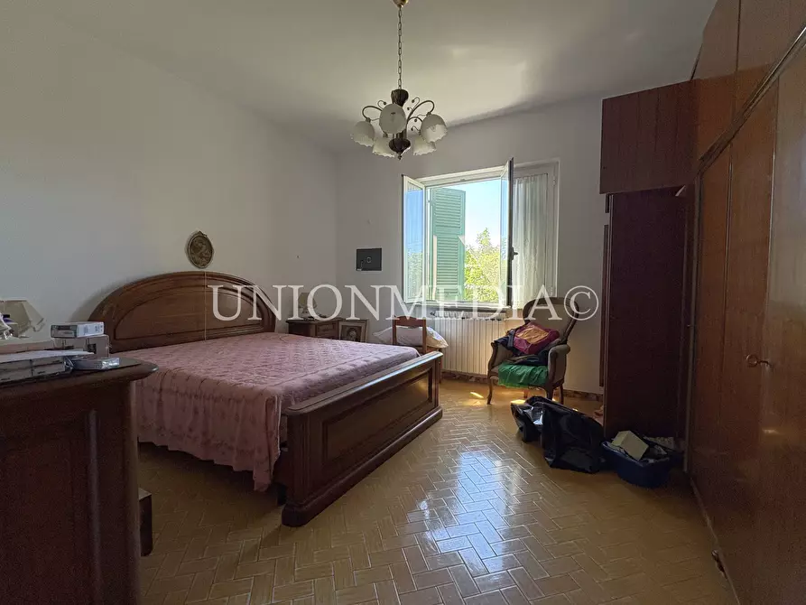 Immagine 17 di Casa indipendente in vendita  in Via Canale a Castelnuovo Magra