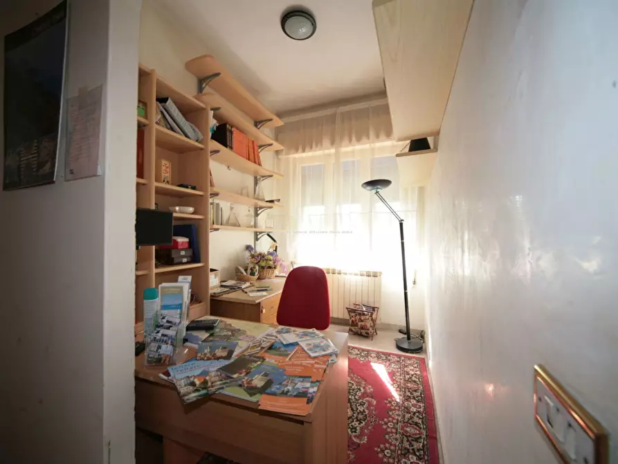 Immagine 13 di Casa indipendente in vendita  a Sarzana