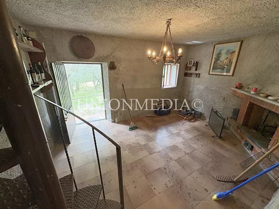 Immagine 12 di Rustico / casale in vendita  in Via Carignano a Fosdinovo