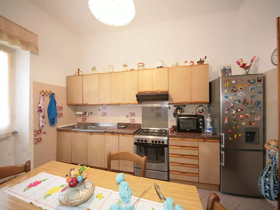 Immagine 3 di Casa indipendente in vendita  a Sarzana