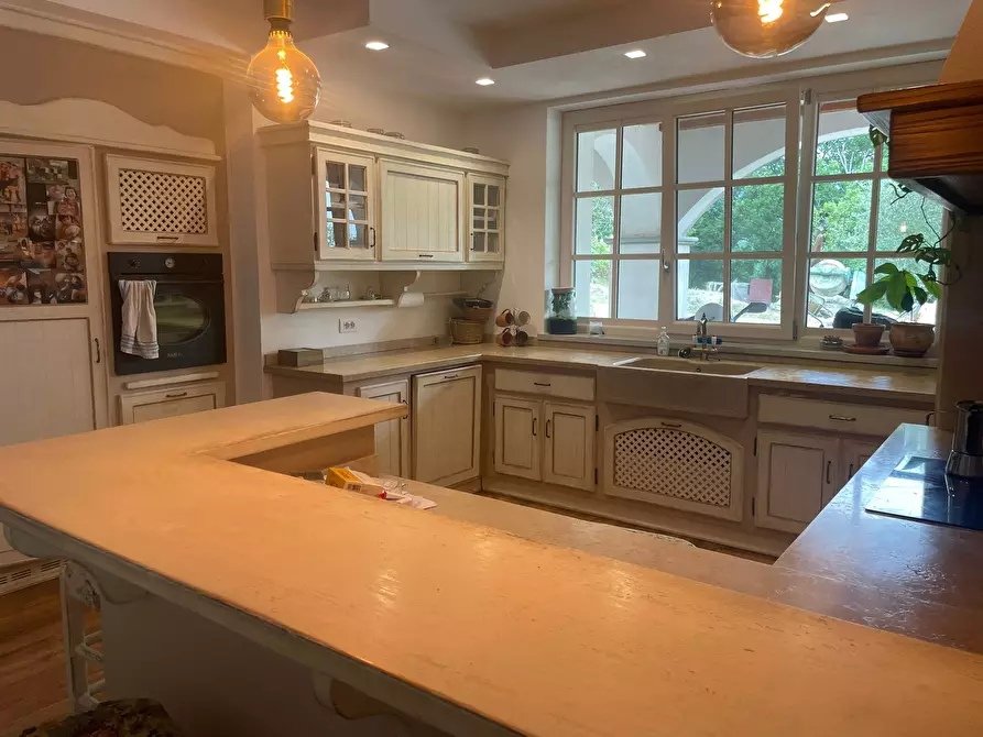 Immagine 8 di Villa in vendita  in via fratta a Sarzana