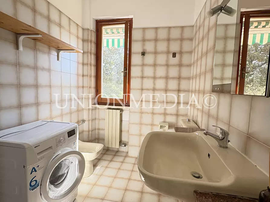 Immagine 15 di Appartamento in vendita  in Via sarzanello a Sarzana