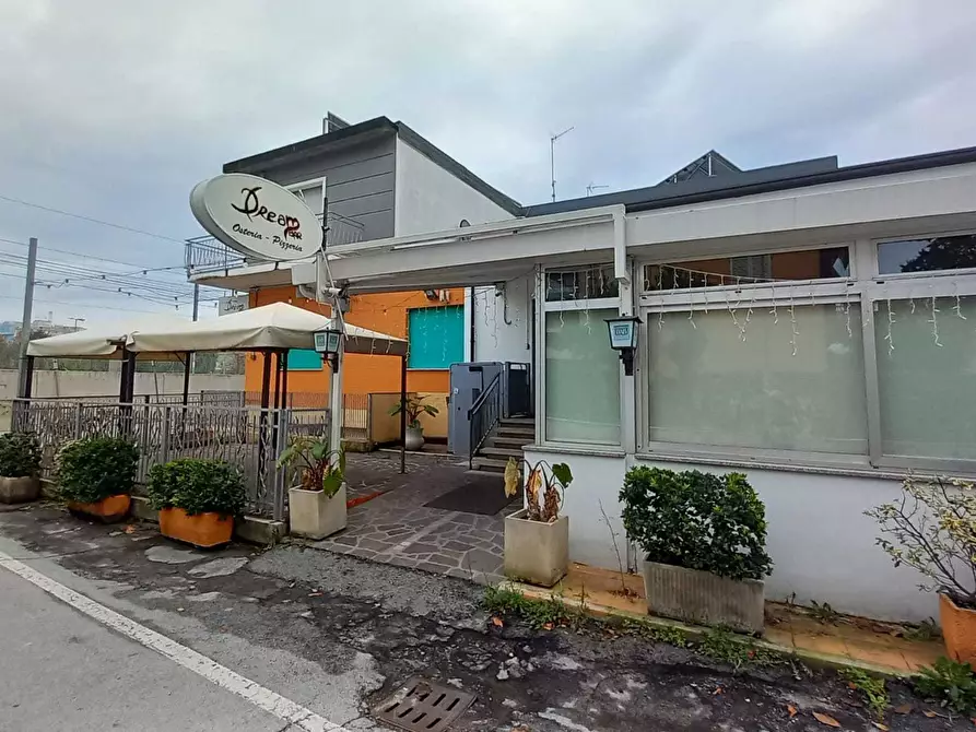 Immagine 17 di Bar / Ristorante in vendita  in Via Antonio Meucci 45 a Rimini