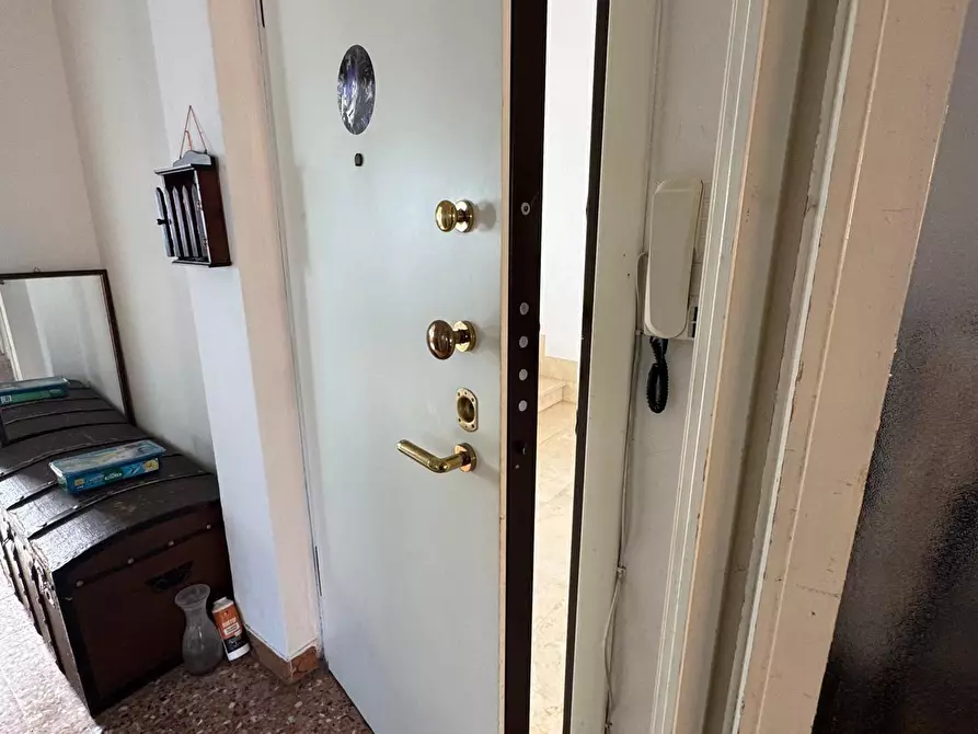 Immagine 19 di Trilocale in vendita  in Viale Carlo Goldoni 1 a Rimini