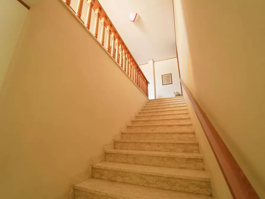 Immagine 15 di Quadrilocale in vendita  in via ugo braschi 36 a Santarcangelo Di Romagna