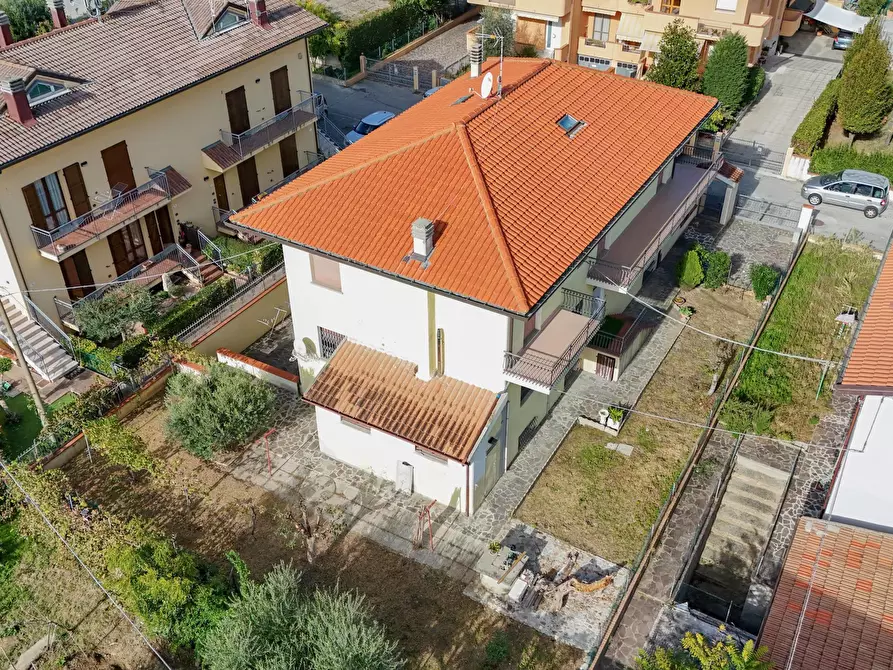 Immagine 39 di Porzione di casa in vendita  in Via Misano 3 a Santarcangelo Di Romagna