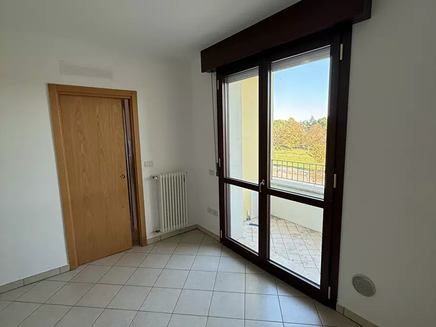 Immagine 6 di Trilocale in vendita  in Via Giorgio La Pira a Savignano Sul Rubicone