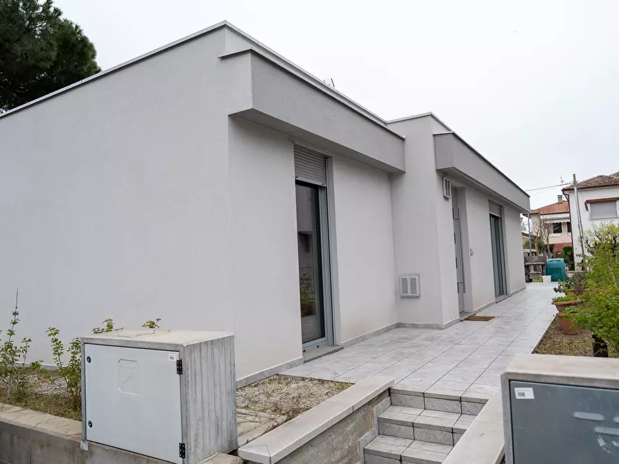 Immagine 30 di Casa indipendente in vendita  in Via Galileo Galilei 1B a Cervia