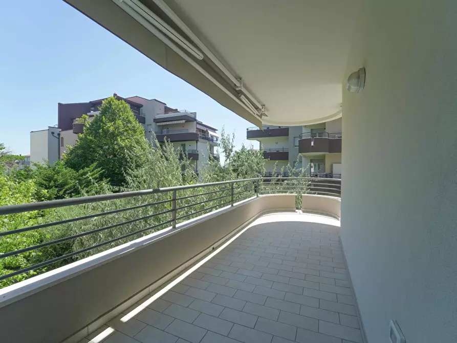 Immagine 11 di Trilocale in vendita  in Via Raffaele Marvelli 9 a Rimini