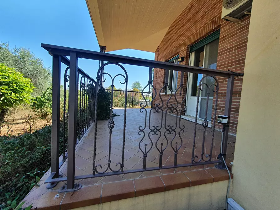 Immagine 48 di Villa in vendita  in dalla chiesa a Santarcangelo Di Romagna