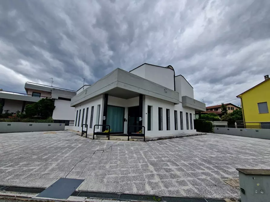 Immagine 38 di Ufficio in vendita  in Via per Poviglio 16 a Reggio Nell'emilia