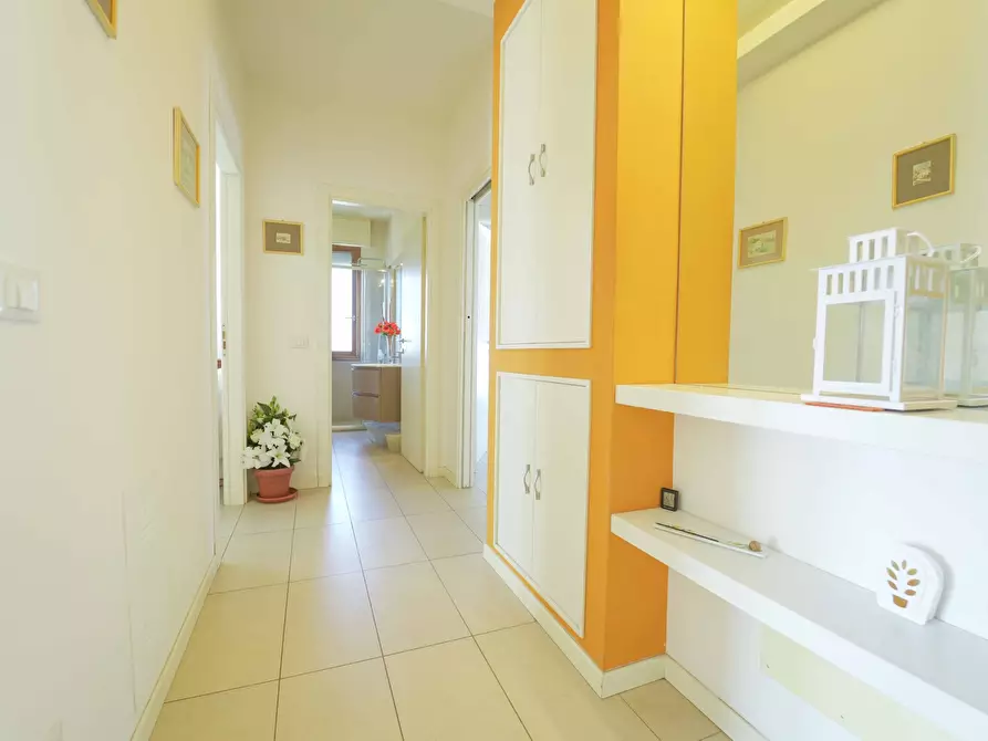 Immagine 4 di Trilocale in vendita  in Via Giovanni Amendola 3 a Rimini