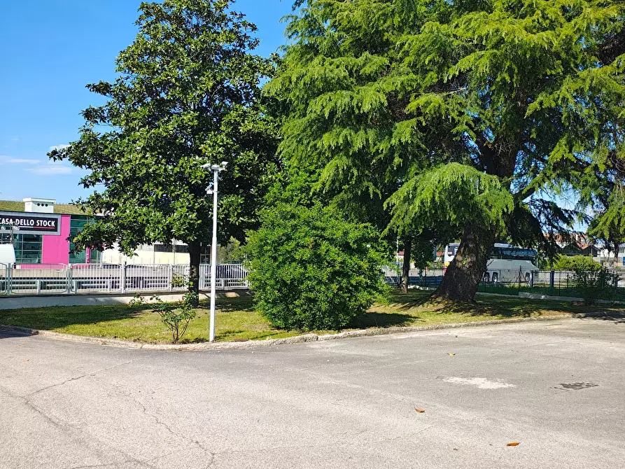 Immagine 24 di Laboratorio in vendita  in Via Ausa 179 a Coriano