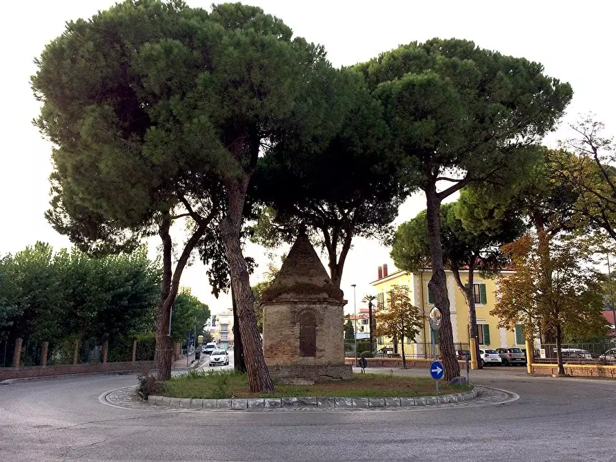 Immagine 1 di Trilocale in vendita  a Rimini