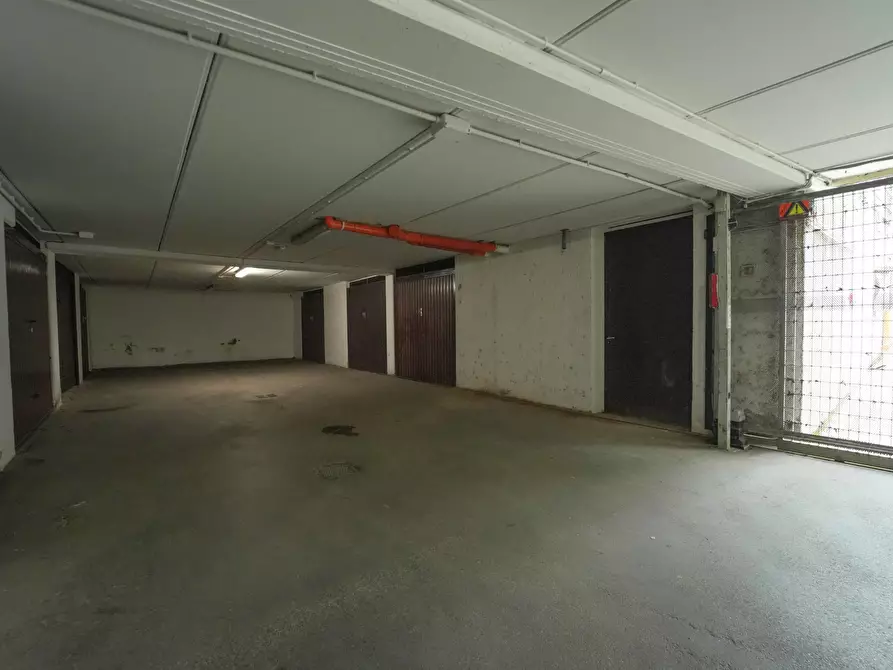 Immagine 35 di Quadrilocale in vendita  in Via dell'Edera 8 a Rimini