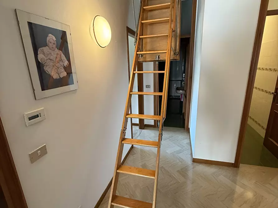 Immagine 53 di Pentalocale in vendita  in Via Busca 115 a Santarcangelo Di Romagna