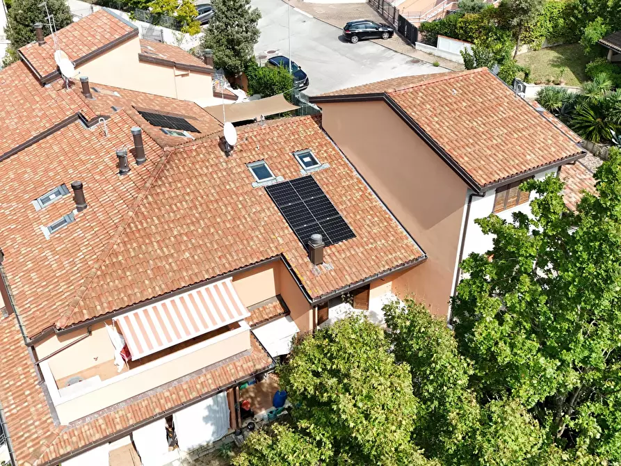 Immagine 7 di Villetta a schiera in vendita  in Via Rigardara 11 a Coriano