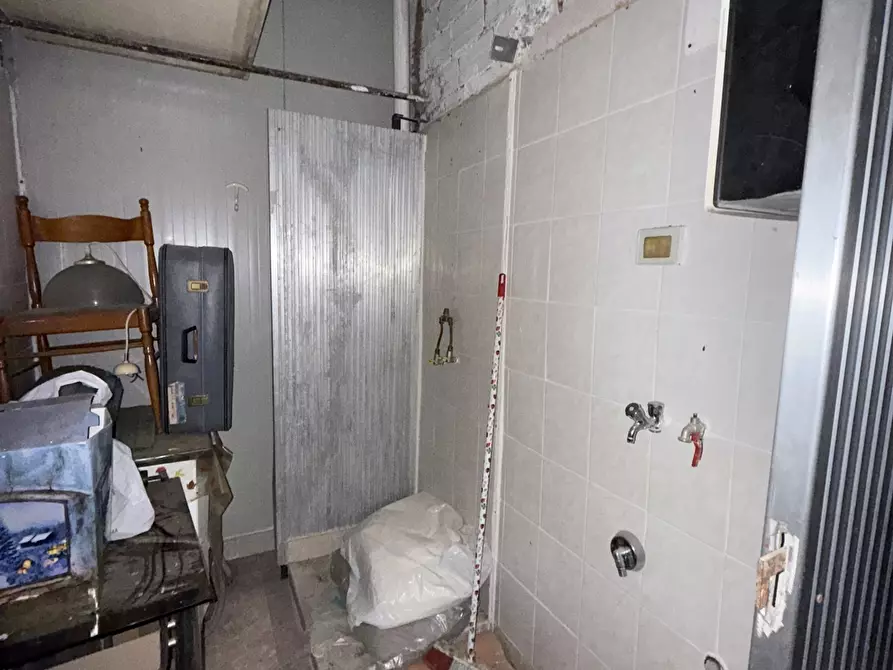 Immagine 20 di Quadrilocale in vendita  in Via Monte San Michele 11 a Rimini