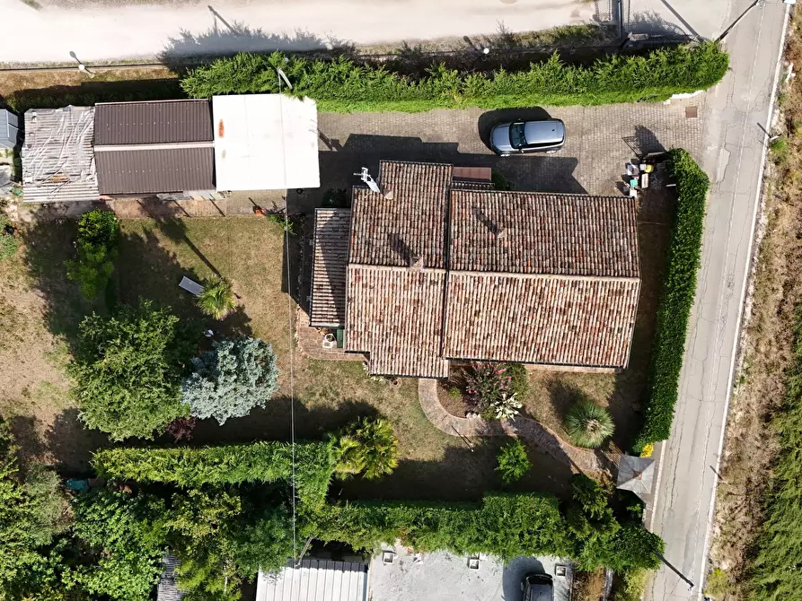 Immagine 38 di Villa in vendita  in Via Laerte Rolfini a Rimini