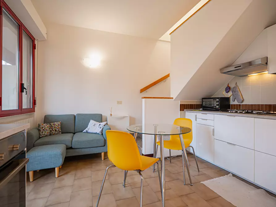 Immagine 1 di Bilocale in vendita  in Via Leptis Magna 2 a Rimini