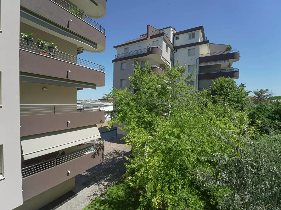 Immagine 5 di Trilocale in vendita  in Via Raffaele Marvelli 9 a Rimini