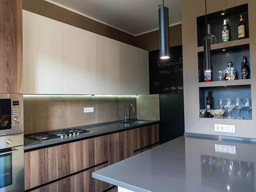 Immagine 3 di Quadrilocale in vendita  in Viale San Gottardo a Rimini