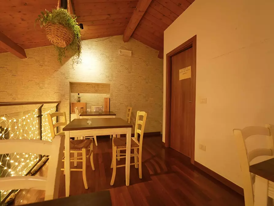 Immagine 14 di Bar / Ristorante in vendita  in Via Cesare Battisti 23 a Santarcangelo Di Romagna