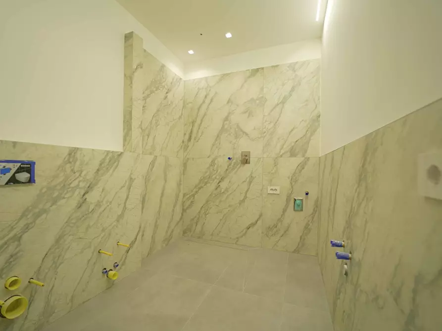 Immagine 13 di Quadrilocale in vendita  in Via Bottone 21 a Santarcangelo Di Romagna