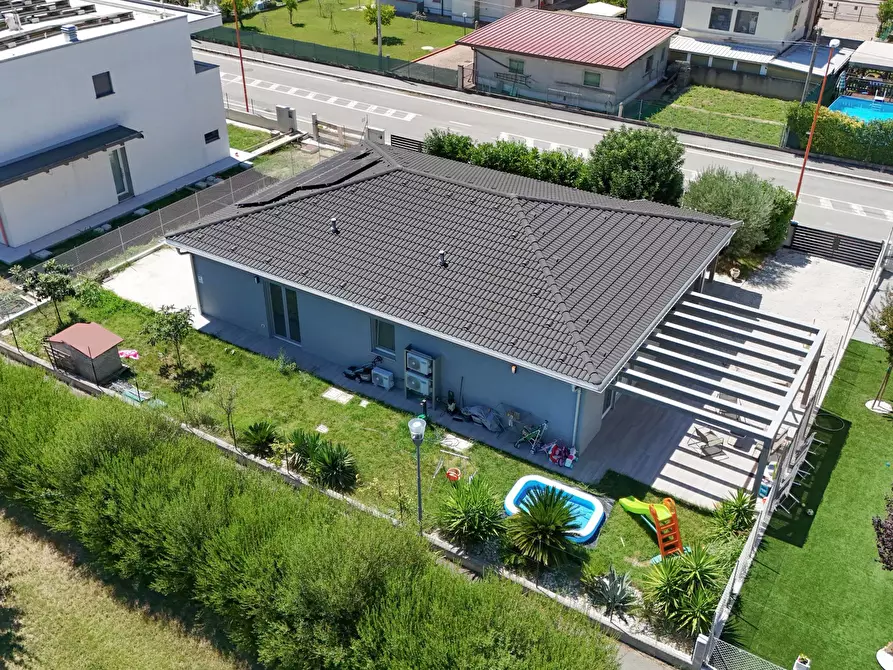 Immagine 28 di Villa in vendita  in Via Primo Targhini 4101 a Cesena