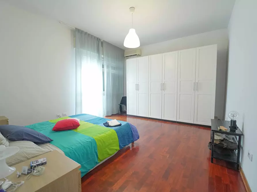 Immagine 11 di Pentalocale in vendita  a Rimini