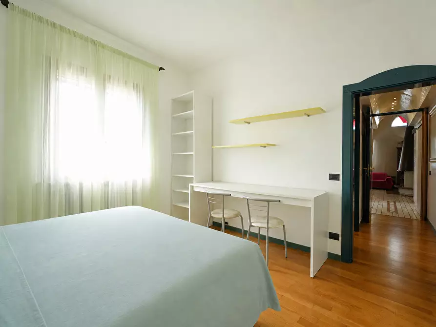 Immagine 14 di Villa in vendita  in Via Laerte Rolfini a Rimini