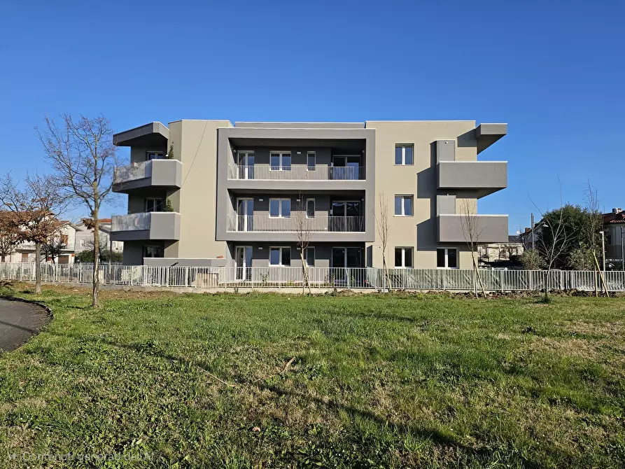 Immagine 9 di Trilocale in vendita  a San Mauro Pascoli