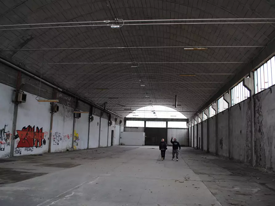 Immagine 9 di Attività artigianale in vendita  in Via Jesi a Pesaro