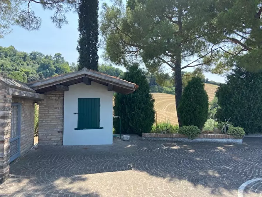 Immagine 5 di Rustico / casale in vendita  in Via Sant'Andrea in Villis a Fano