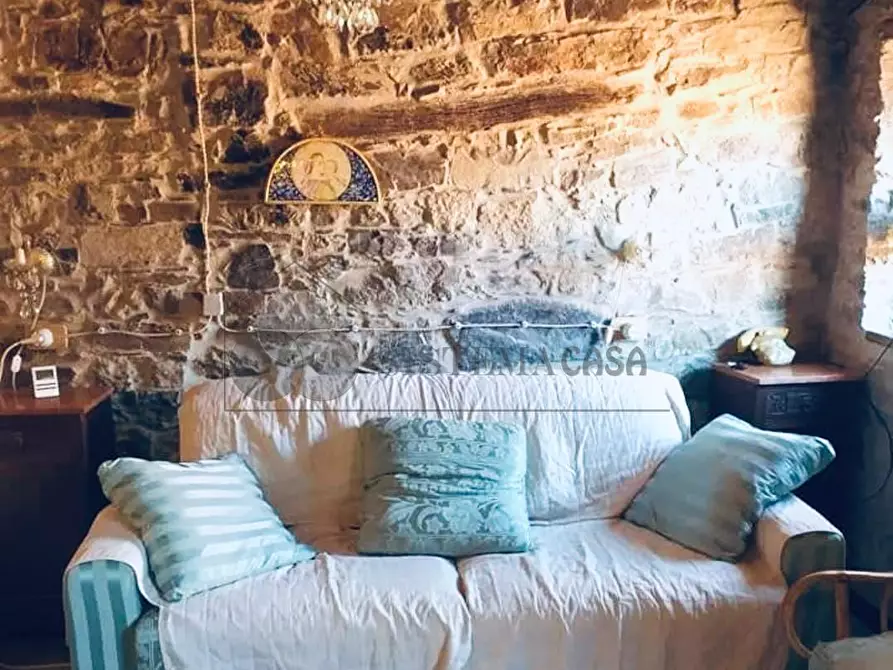 Immagine 8 di Casa semindipendente in vendita  in Via Debeduse 10 a Calice Al Cornoviglio