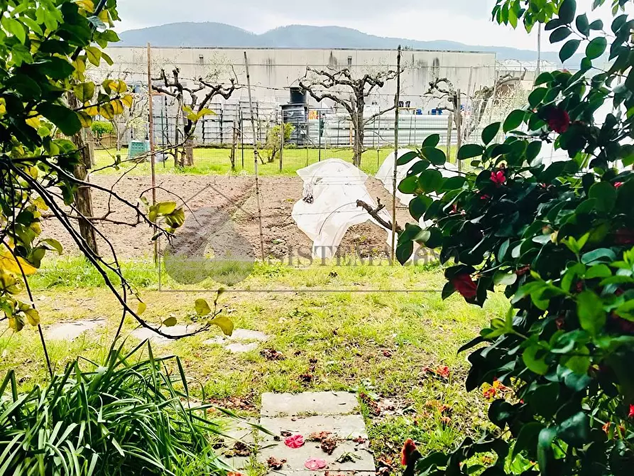 Immagine 6 di Porzione di casa in vendita  in Via della Crociata snc a Sarzana